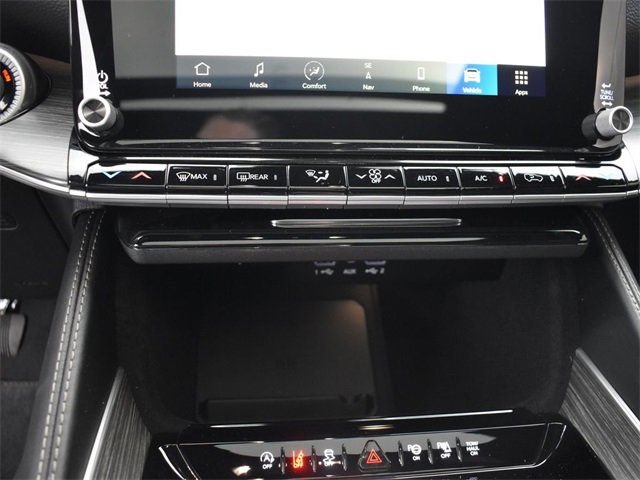 New 2023 Jeep Wagoneer L Series III w/ Premium Group I image 36