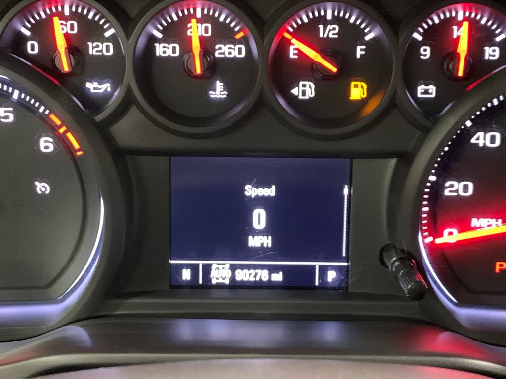 Used 2019 Chevrolet Silverado 1500 Custom w/ Custom Value Package AWD/4WD image 28