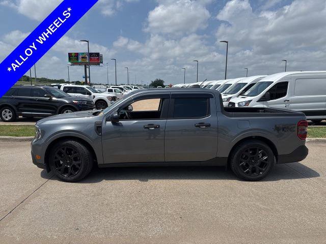 Certified 2025 Ford Maverick XLT w/ Black Appearance Package AWD/4WD image 3