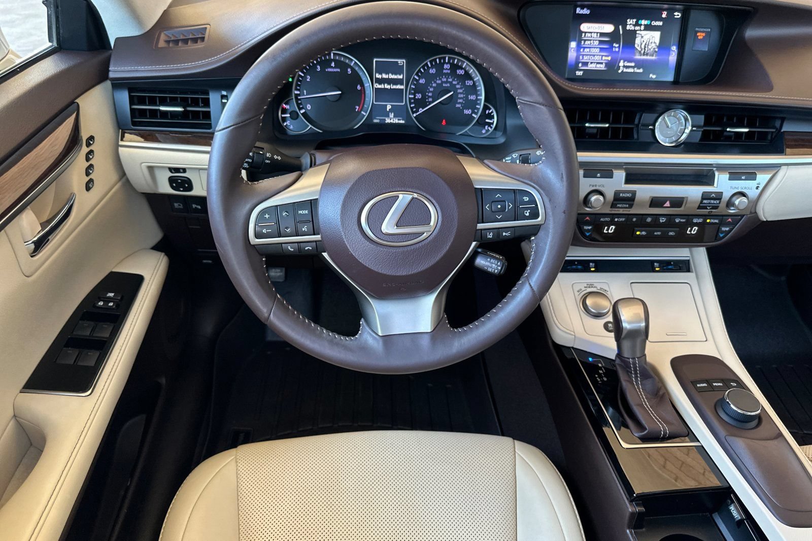 Used 2018 Lexus ES 350 w/ Premier Package FWD image 15