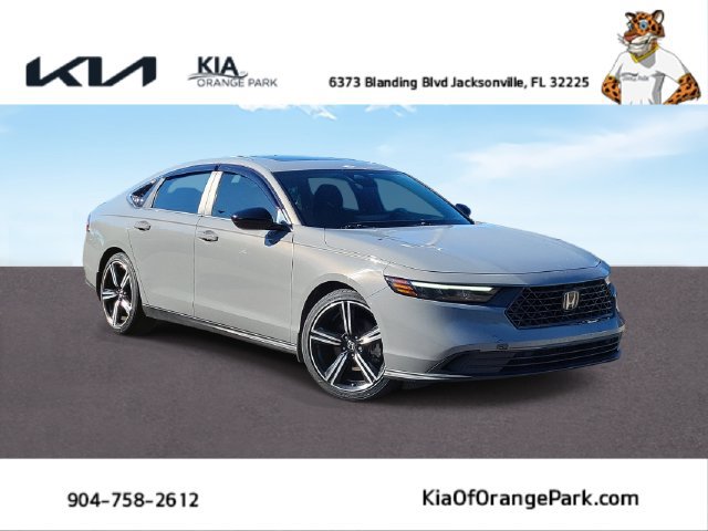 Used 2024 Honda Accord Sport image 1