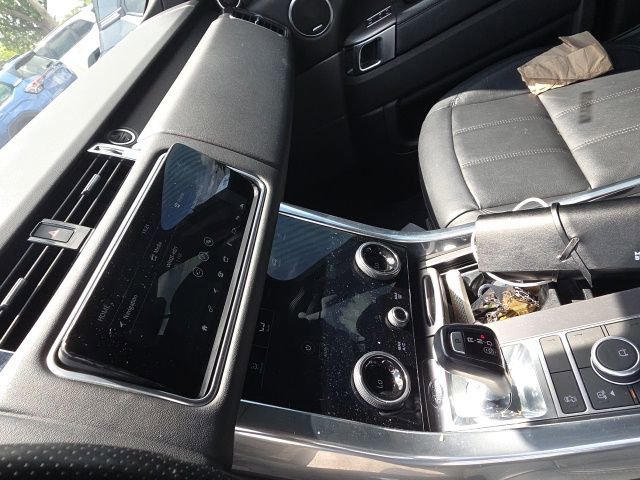 Used 2020 Land Rover Range Rover Sport SE AWD/4WD image 8