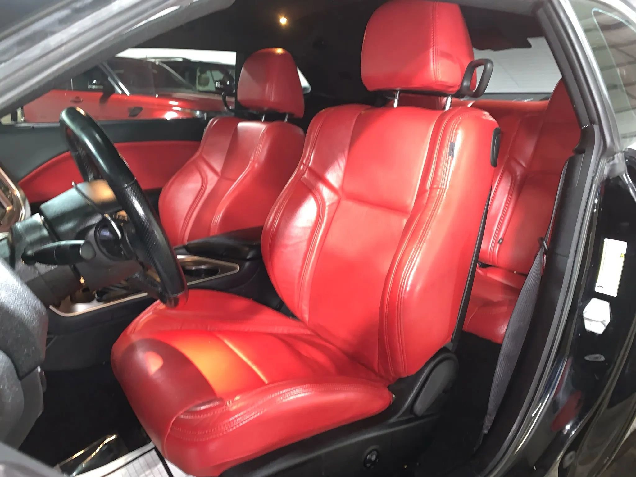 Used 2021 Dodge Challenger R/T RWD image 7