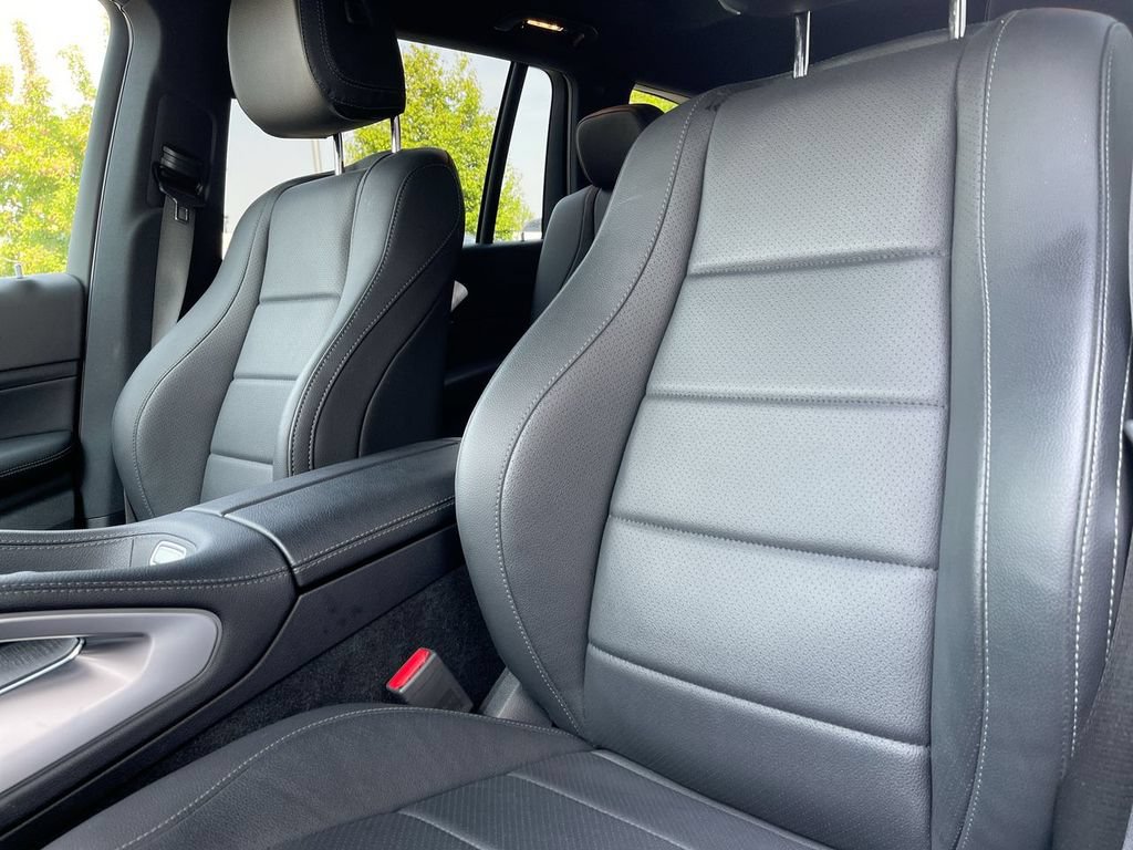 Used 2020 Mercedes-Benz GLS 450 4MATIC image 23