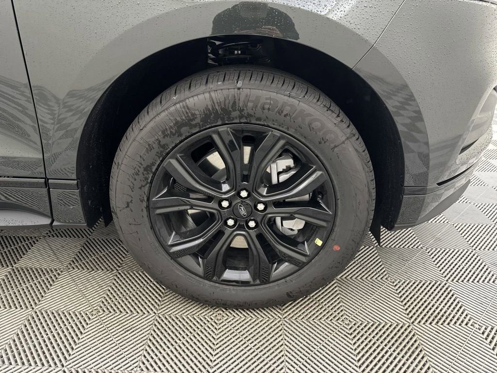 New 2024 Ford Edge SE w/ Black Appearance Package image 13