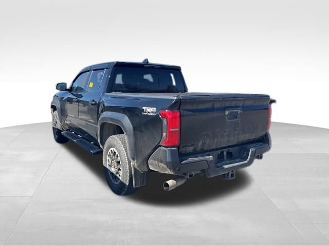 Used 2024 Toyota Tacoma TRD Off-Road w/ TRD Off Road Upgrade Package image 3