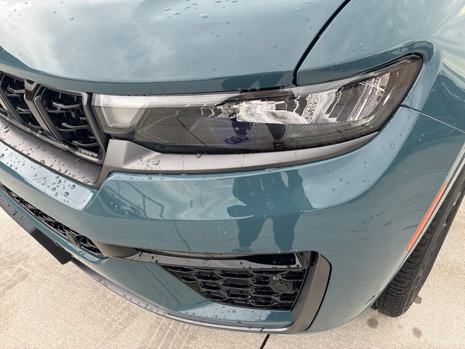 New 2026 Jeep Grand Cherokee Limited AWD/4WD image 11