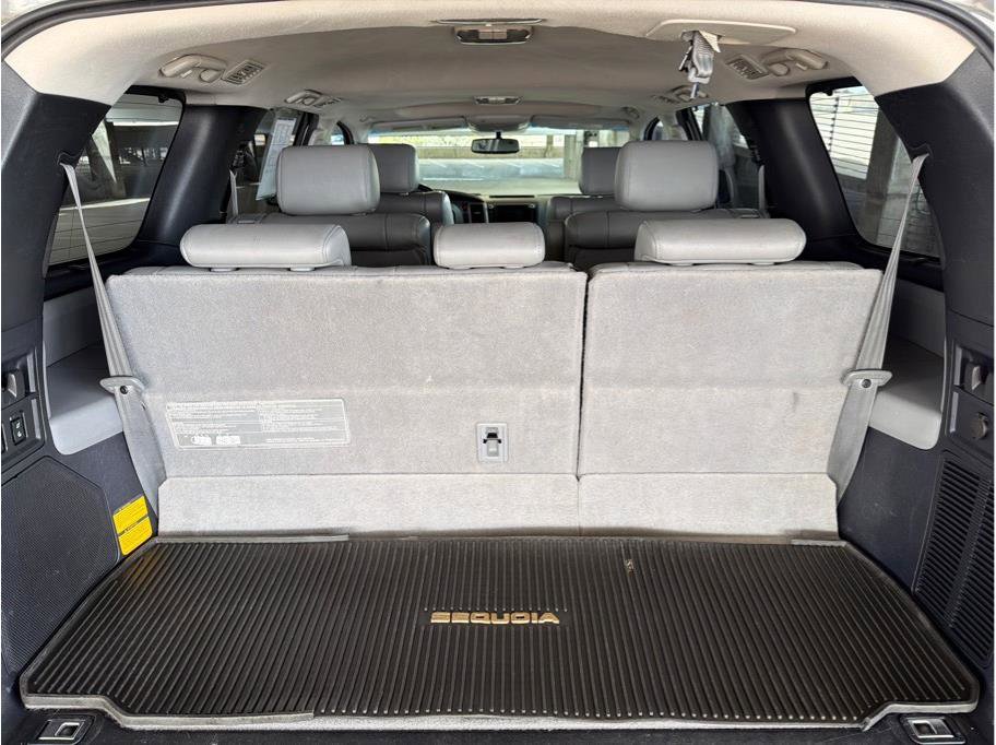 Used 2011 Toyota Sequoia Limited image 13