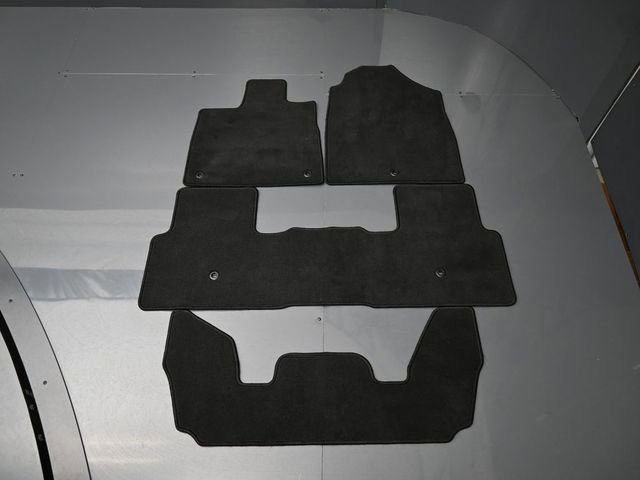 Used 2025 Honda Pilot Elite image 41