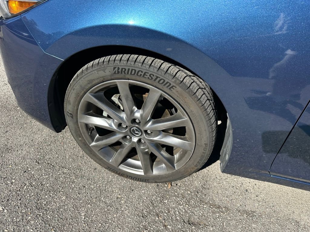 Used 2018 MAZDA MAZDA3 Grand Touring w/ Premium Equipment Package image 10