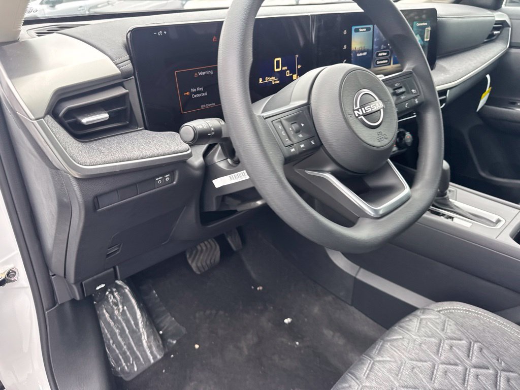 New 2026 Nissan Kicks SV w/ Interior Electronics Package AWD/4WD image 10