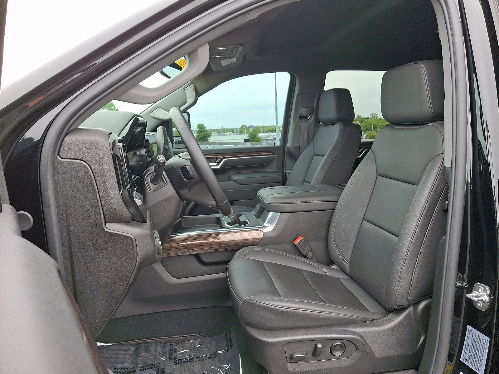 Certified 2025 Chevrolet Silverado 2500 LT w/ All Star Edition AWD/4WD image 13