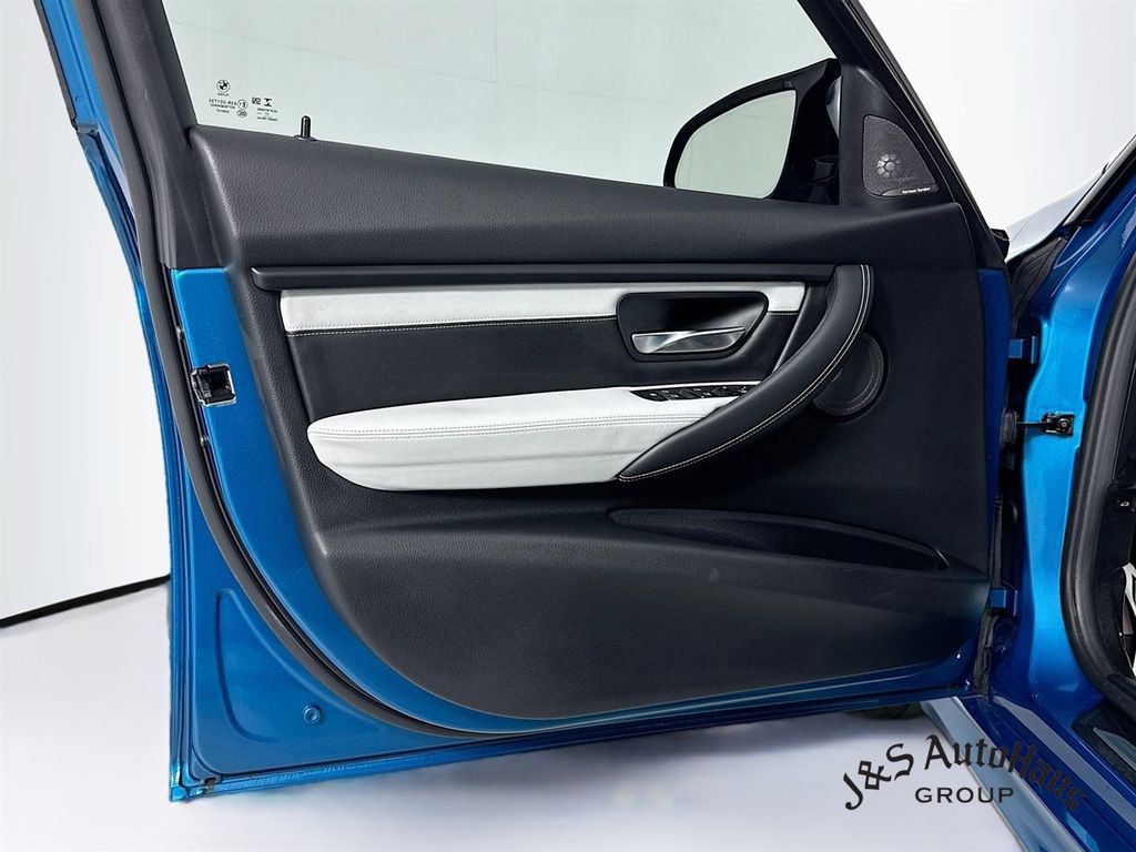 Used 2018 BMW M3 image 21