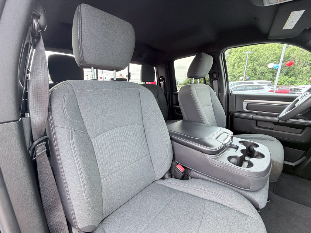 Used 2022 RAM 1500 Classic Warlock AWD/4WD image 26