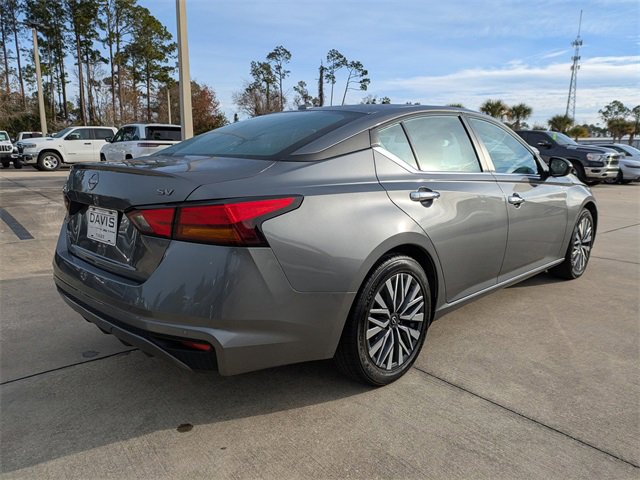 Used 2024 Nissan Altima 2.5 SV image 4