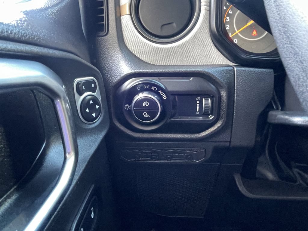 New 2026 Jeep Gladiator Sport AWD/4WD image 36
