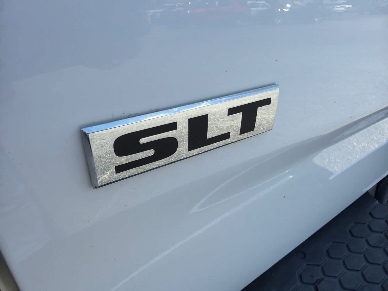 Used 2019 RAM 1500 Classic SLT w/ Protection Group AWD/4WD image 29