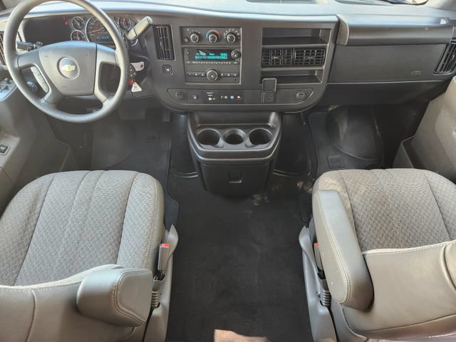 Used 2025 Chevrolet Express 3500 LS RWD image 29