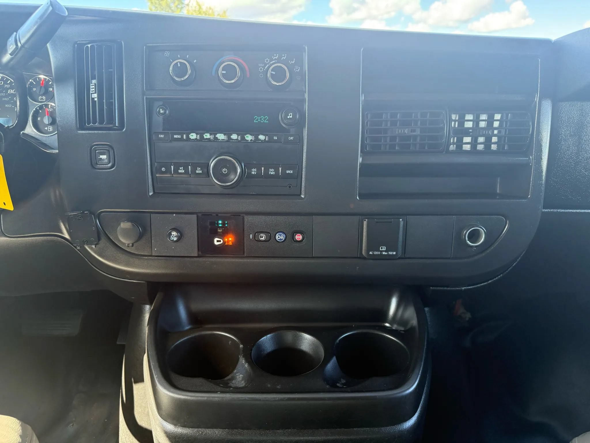 Used 2016 Chevrolet Express 2500 RWD image 24