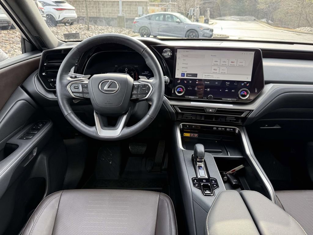 Used 2024 Lexus TX 350 AWD w/ Captains Chair Package image 8