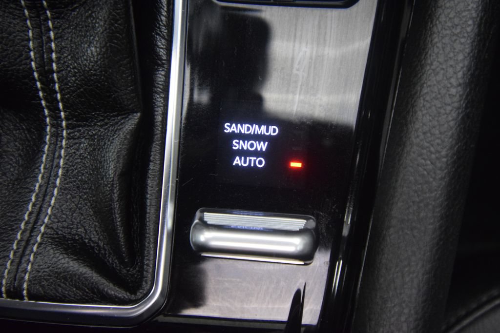 Used 2022 Jeep Compass High Altitude AWD/4WD image 35