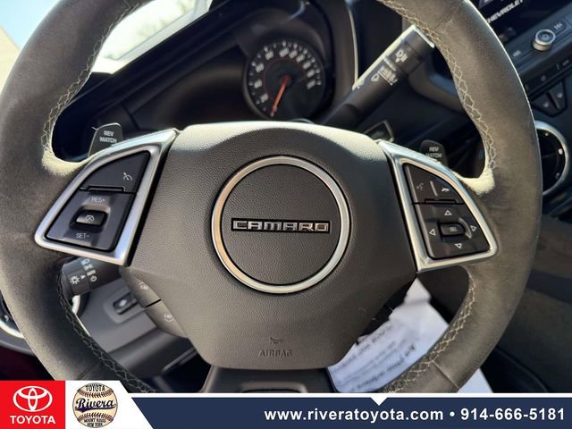 Used 2017 Chevrolet Camaro SS image 16