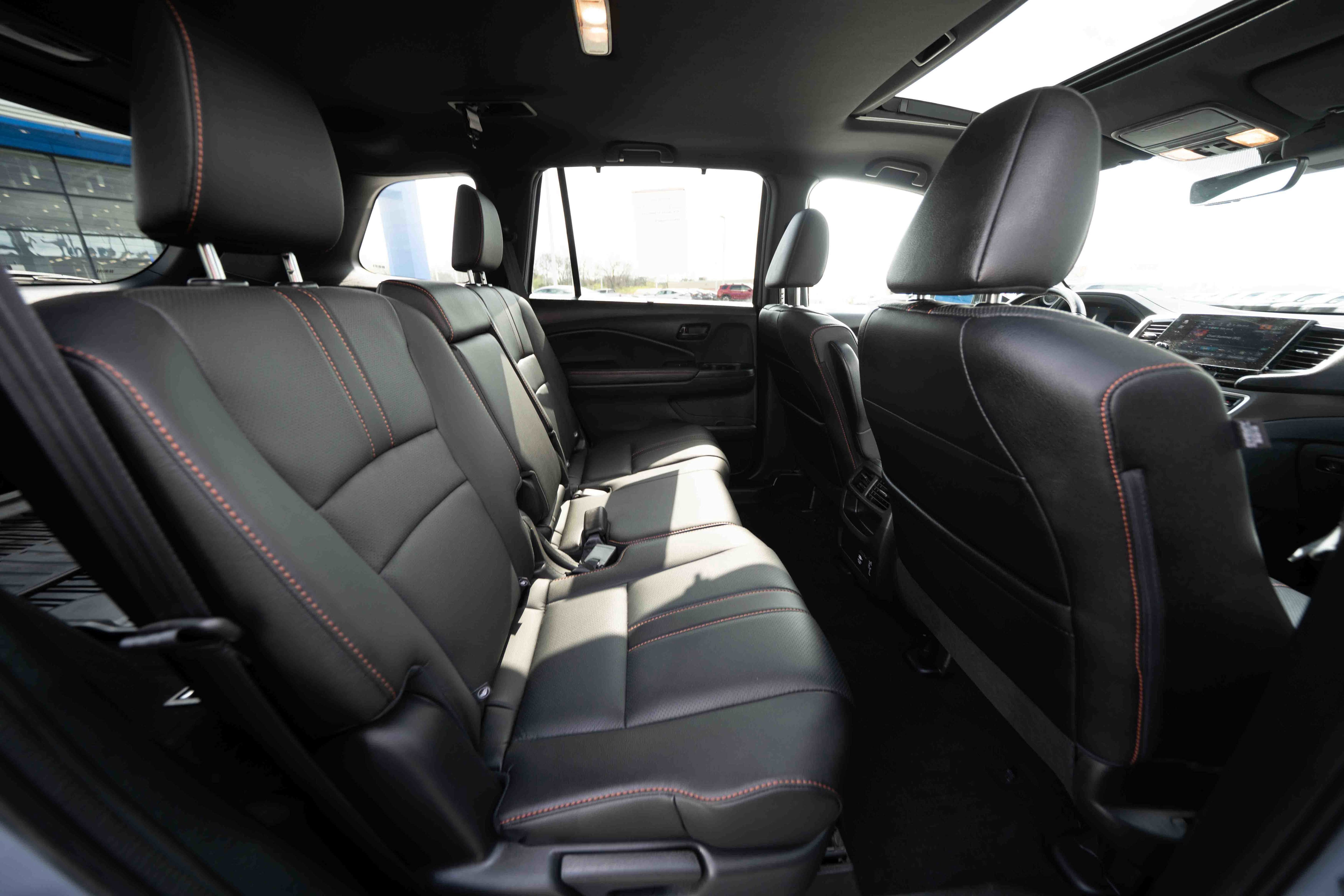 Used 2023 Honda Passport TrailSport image 25