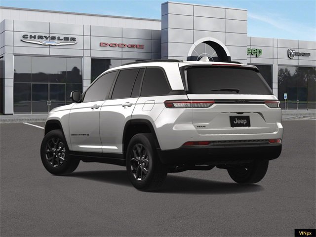 New 2025 Jeep Grand Cherokee Laredo image 5