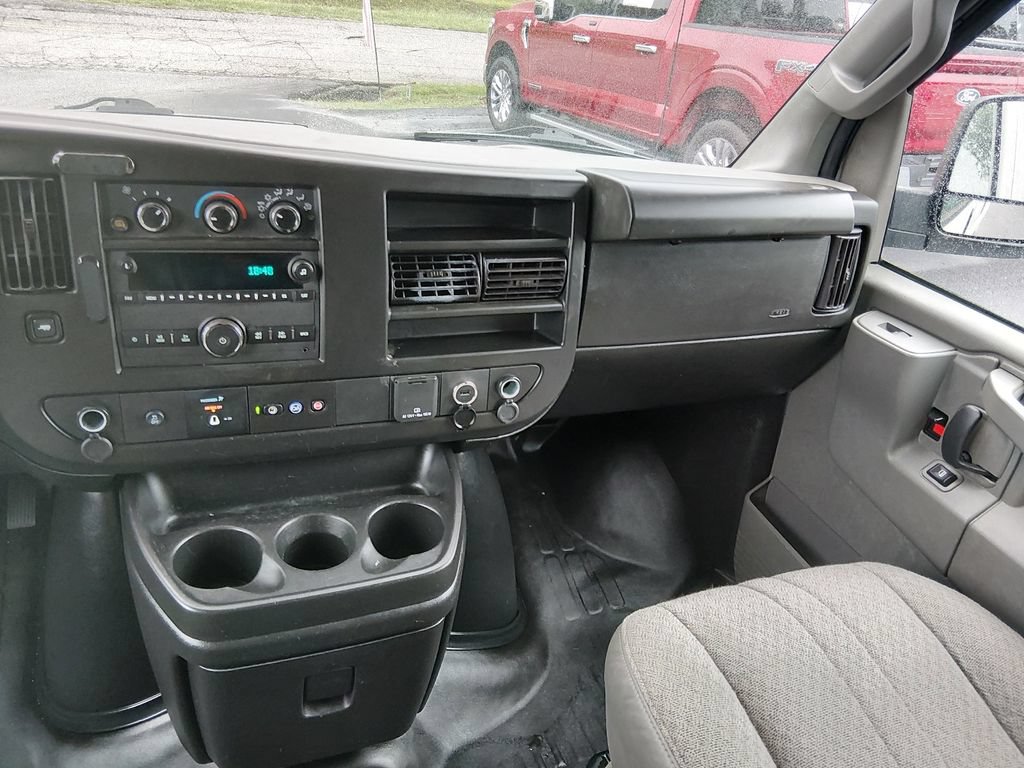 Used 2023 GMC Savana 2500 w/ Driver Convenience Package RWD image 12