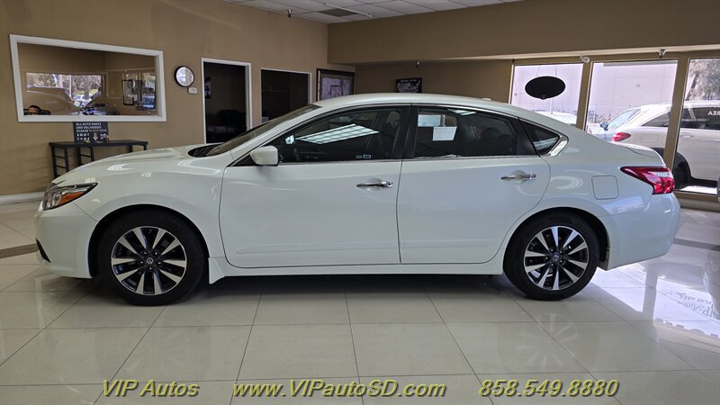 Used 2017 Nissan Altima 2.5 SV FWD image 6