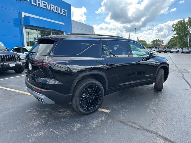 New 2026 Chevrolet Traverse LT image 3