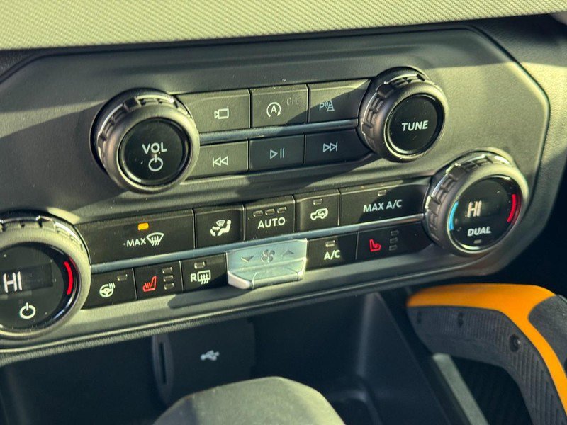 Used 2023 Ford Bronco Badlands image 23