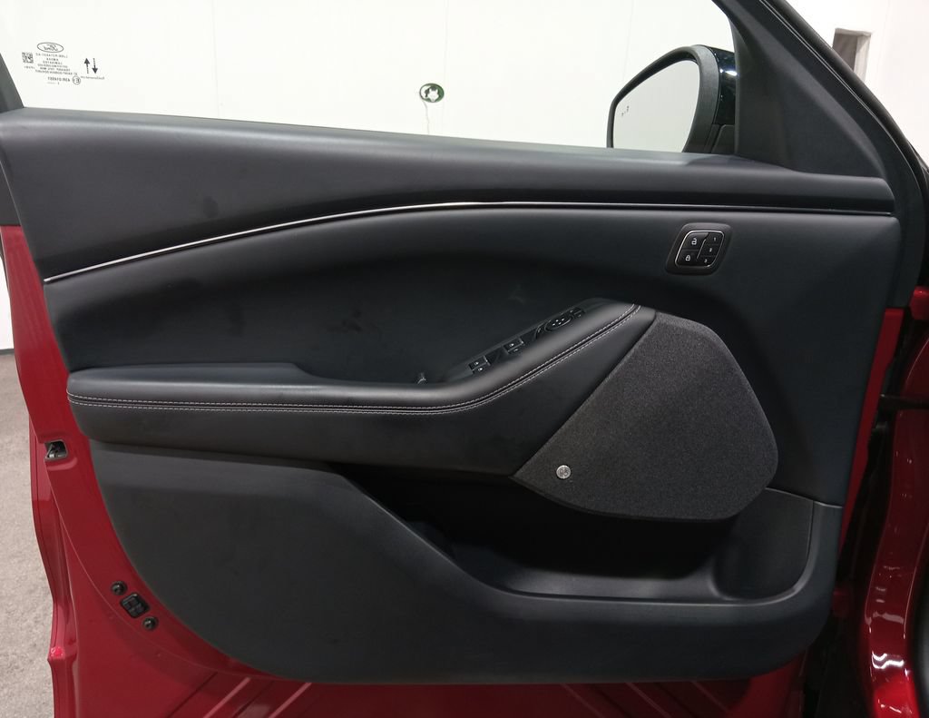 Used 2021 Ford Mustang Mach-E Premium AWD/4WD image 17
