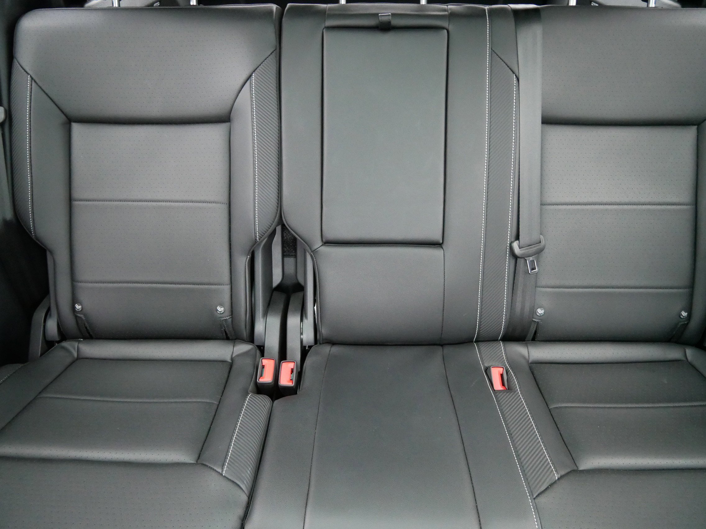 Certified 2023 Volkswagen Atlas Cross Sport SEL R-Line image 13