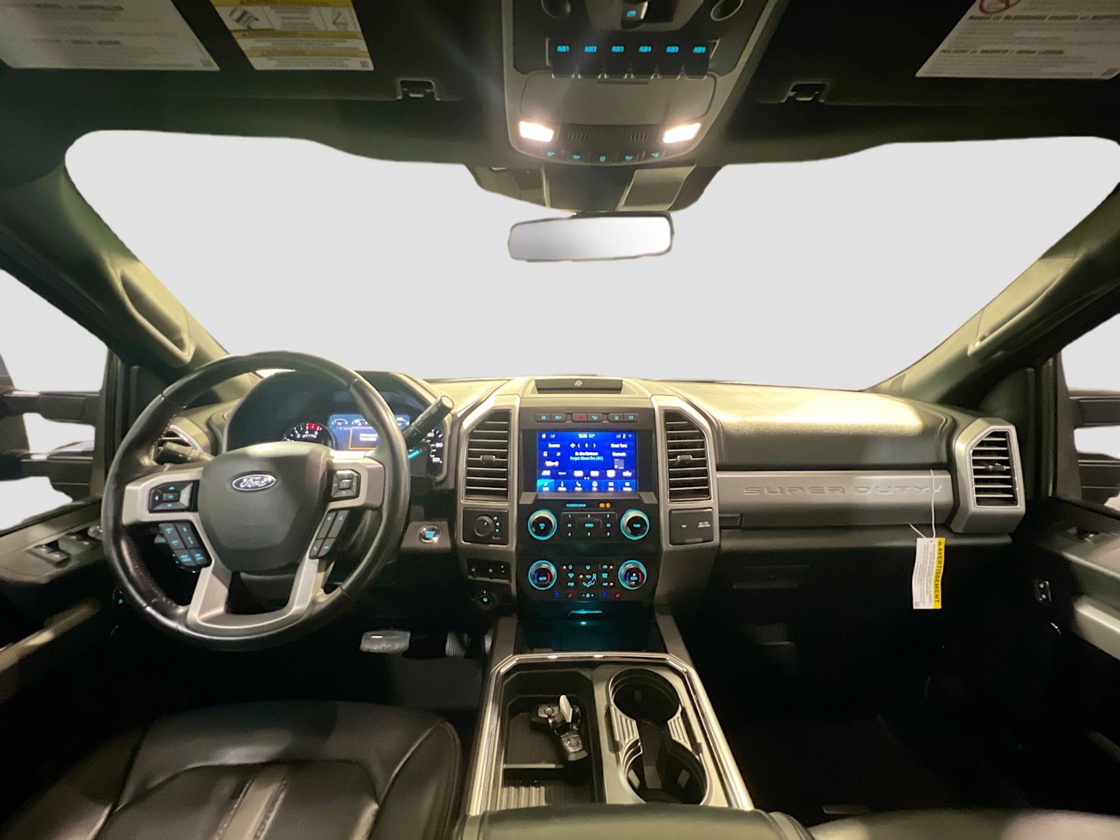 Used 2020 Ford F450 Platinum w/ FX4 Off-Road Package AWD/4WD image 16