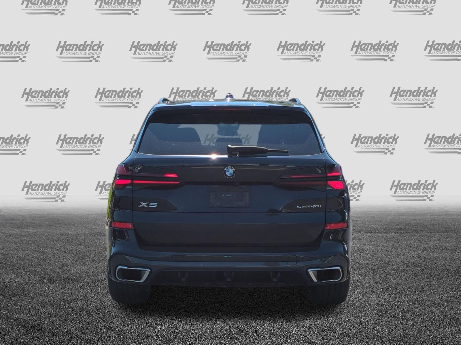 Used 2024 BMW X5 sDrive40i w/ M Sport Package RWD image 9