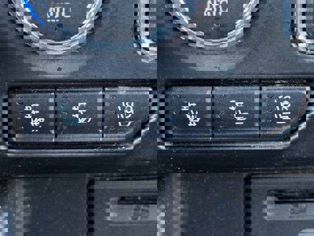 Used 2021 GMC Yukon SLT w/ SLT Premium Package image 21