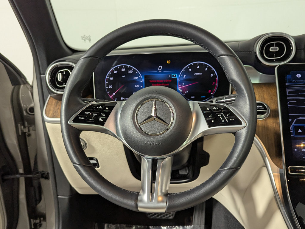 Used 2024 Mercedes-Benz GLC 300 4MATIC image 22