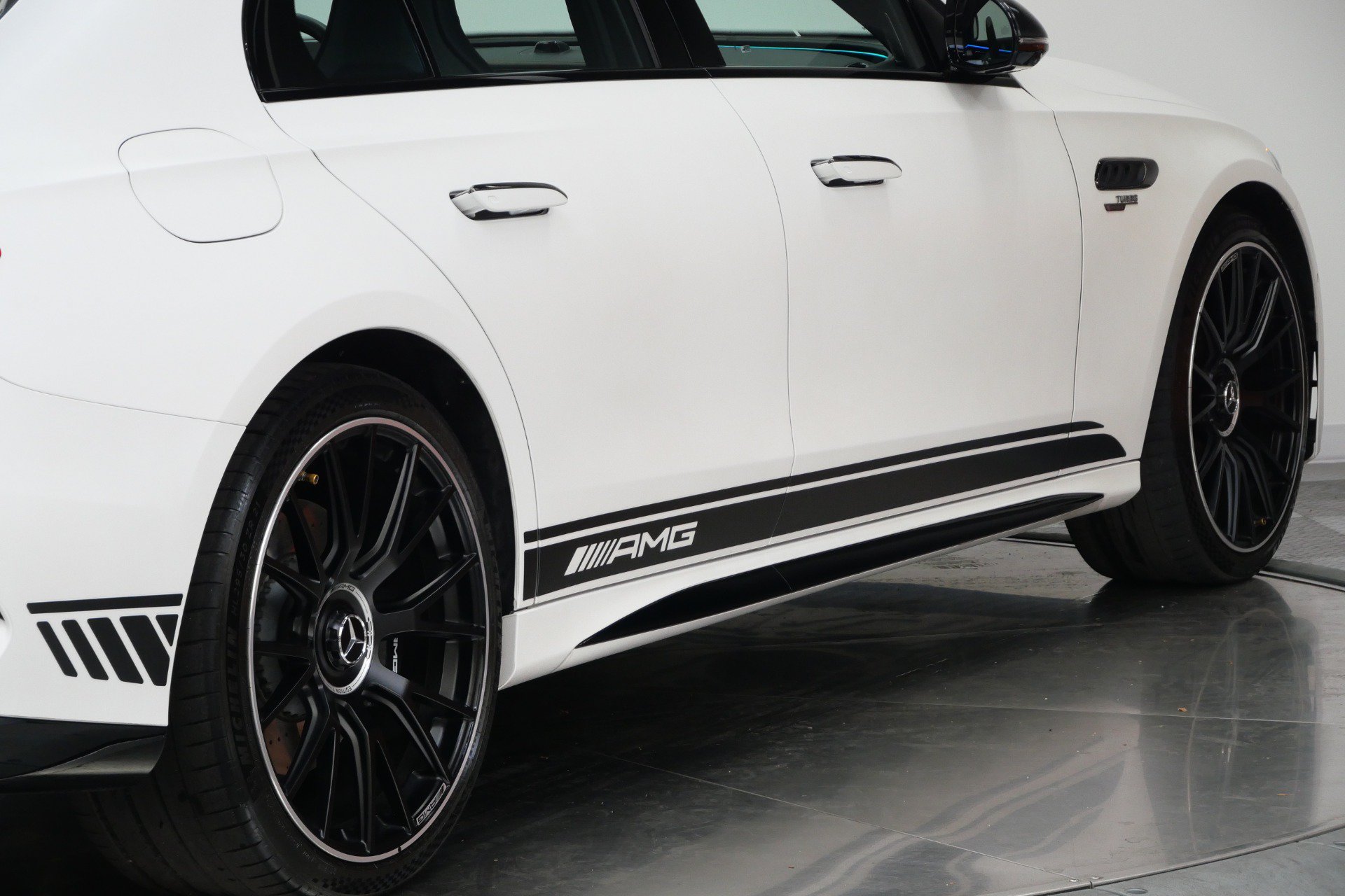 Used 2025 Mercedes-Benz E 53 AMG e 4MATIC Sedan image 44