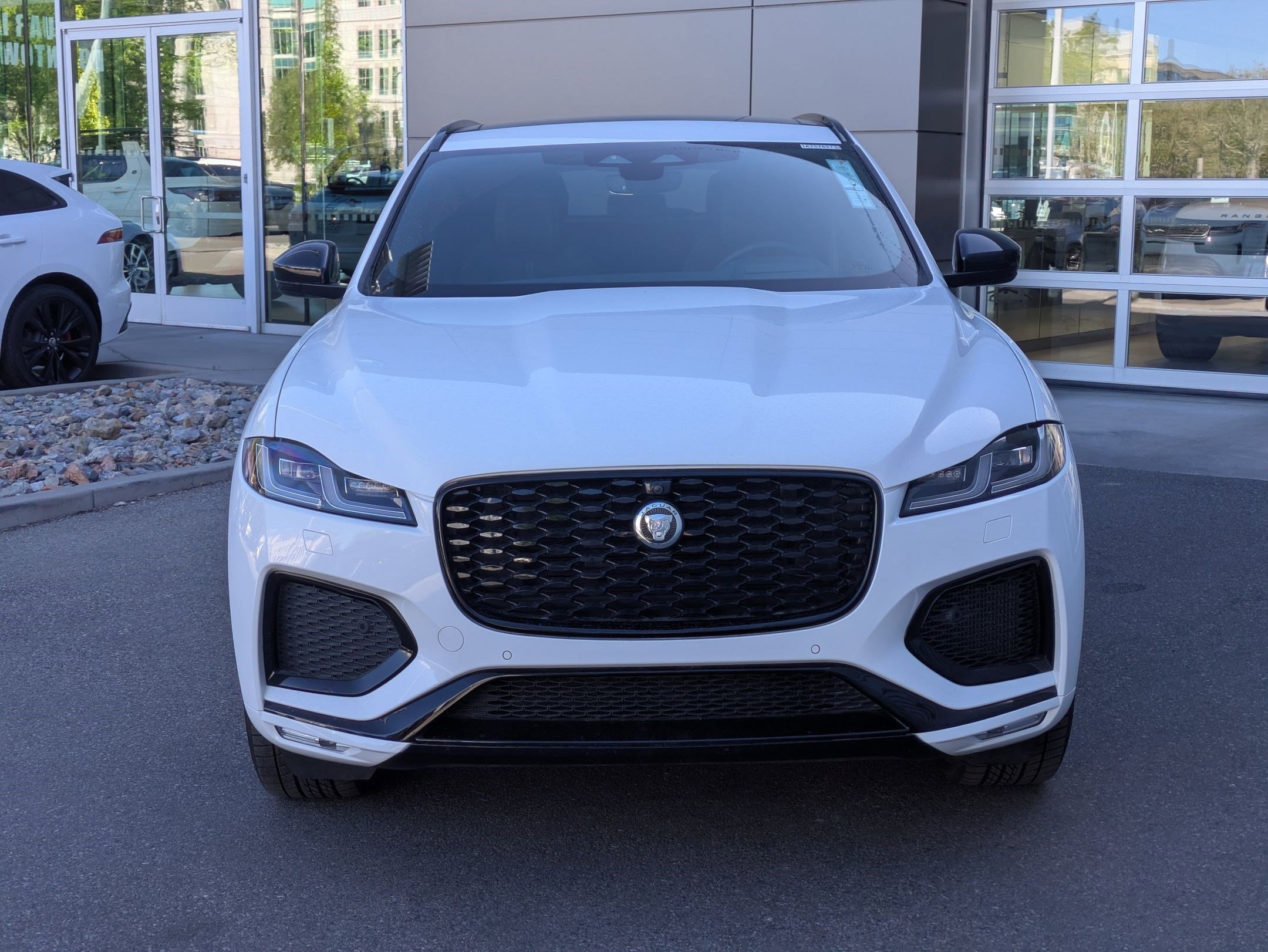 Used 2026 Jaguar F-PACE R-Dynamic S AWD/4WD image 2