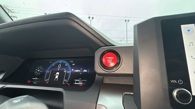 Used 2025 Toyota Tacoma TRD Sport AWD/4WD image 16