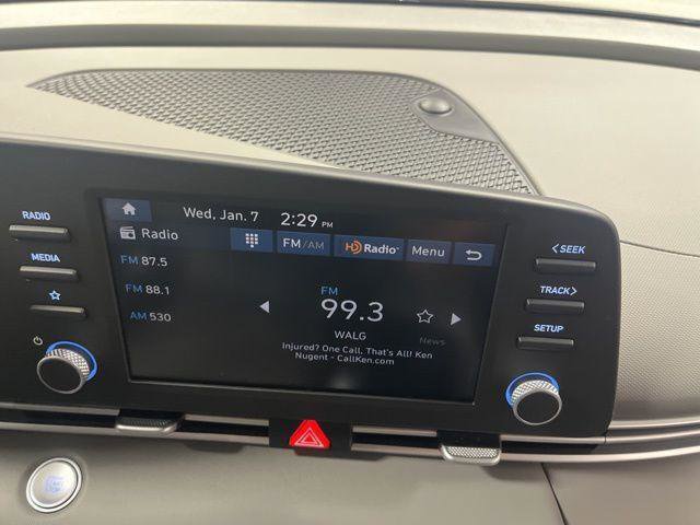 New 2026 Hyundai Elantra Sport image 15