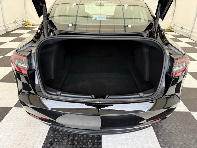 Used 2021 Tesla Model 3 Standard Range Plus RWD image 4