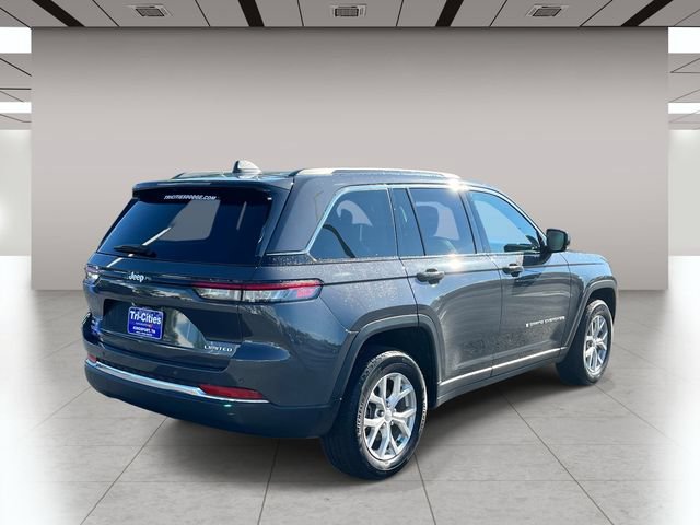 Used 2025 Jeep Grand Cherokee Limited AWD/4WD image 3