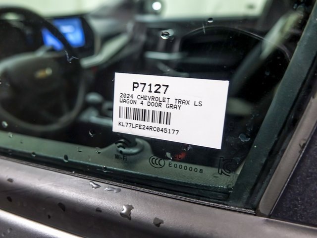 Used 2024 Chevrolet Trax LS w/ Driver Confidence Package image 28
