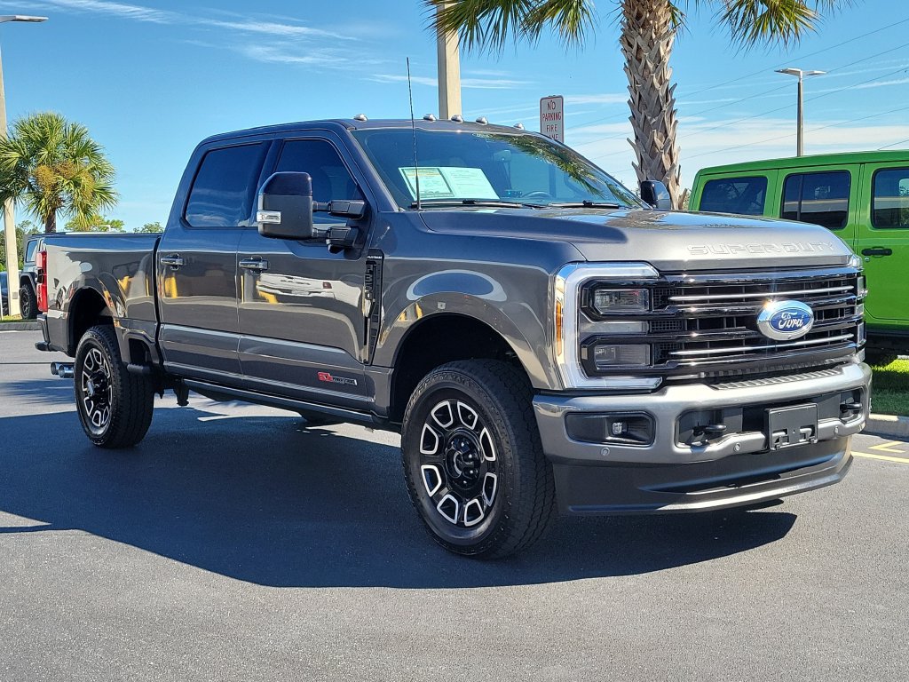 Used 2026 Ford F350 Platinum AWD/4WD image 1