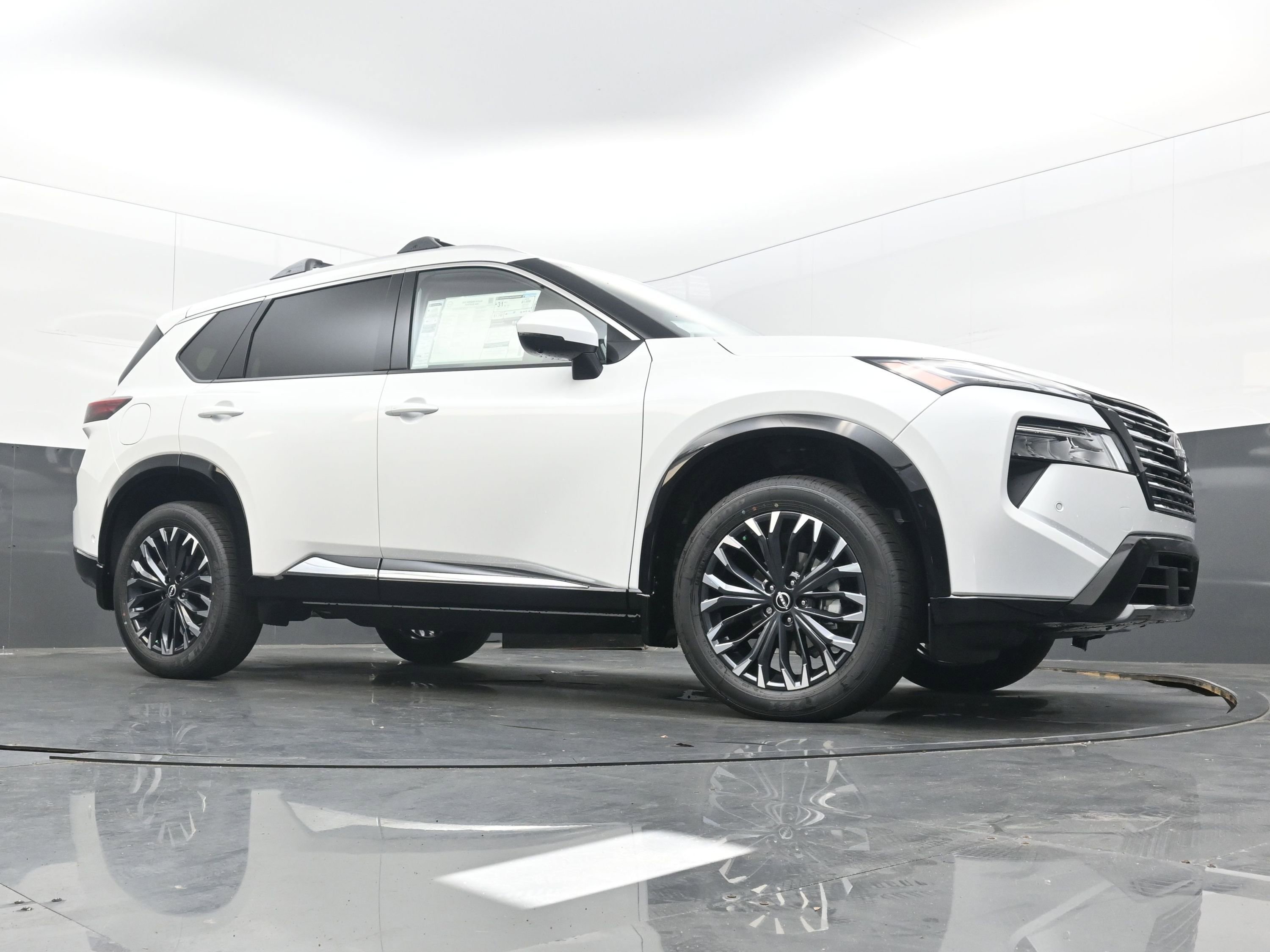 New 2025 Nissan Rogue Platinum w/ Platinum Premium Package image 18