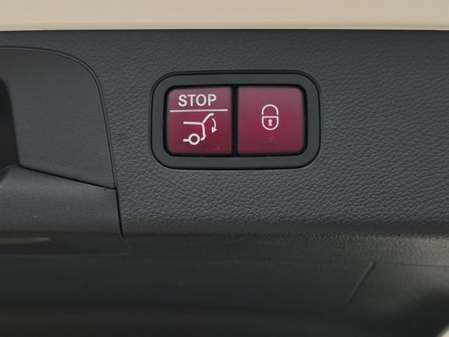 Certified 2021 Mercedes-Benz GLC 300 4MATIC image 10