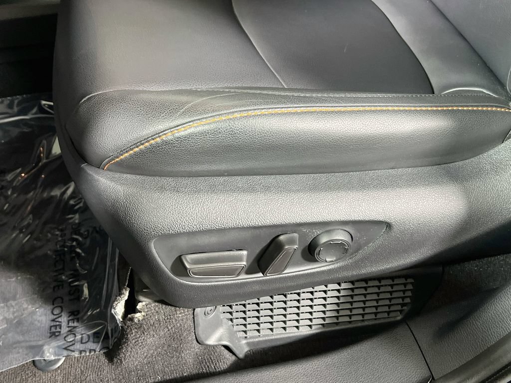 Certified 2021 Toyota Sienna XSE w/ XSE Plus Package AWD/4WD image 17