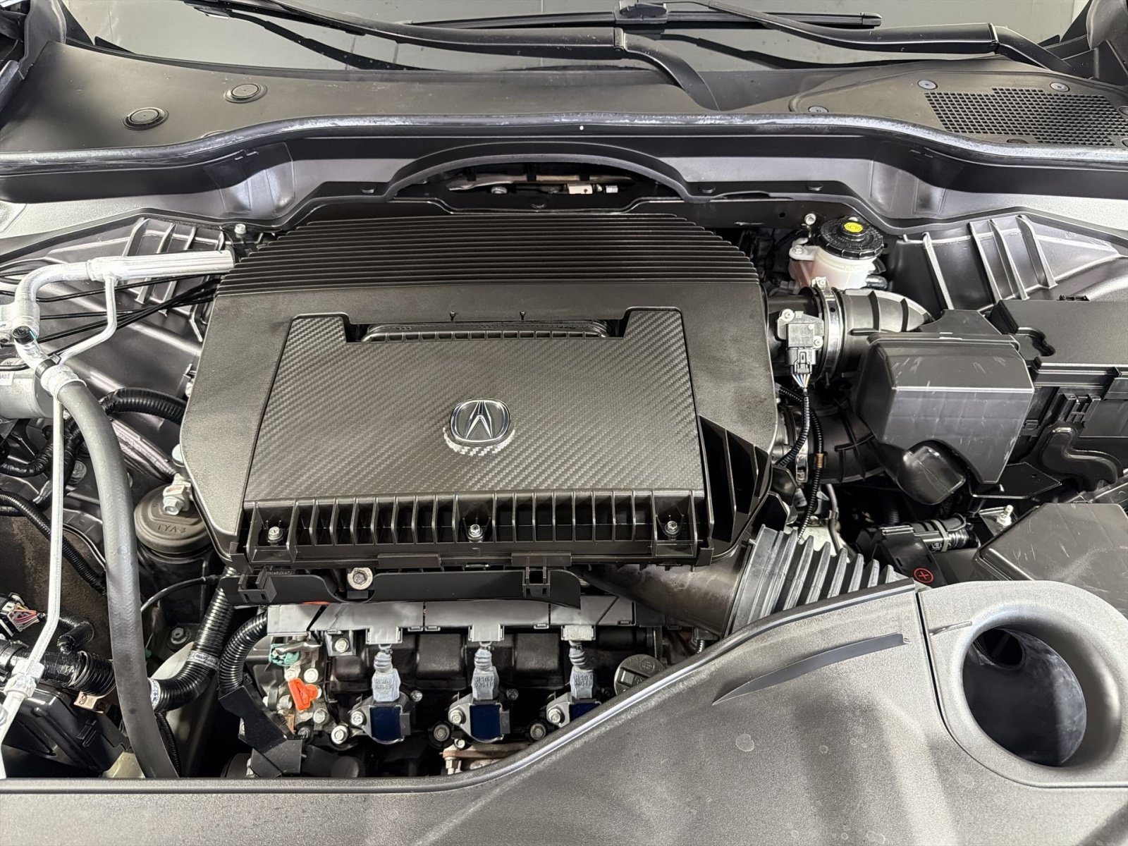 Used 2023 Acura MDX SH-AWD image 28
